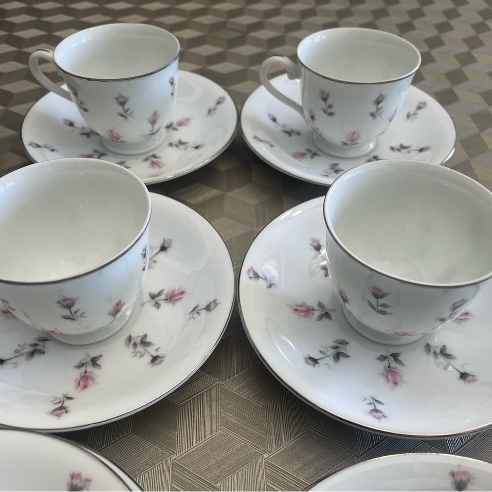 Harmony House Fine China Coffee Set - Picture 15 of 16